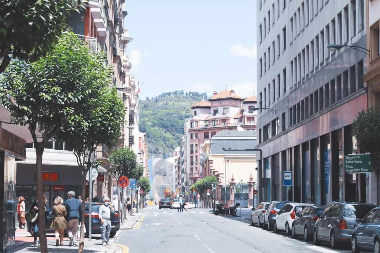 Homeloving Apartment Bilbao Centre With Parking Exterior foto